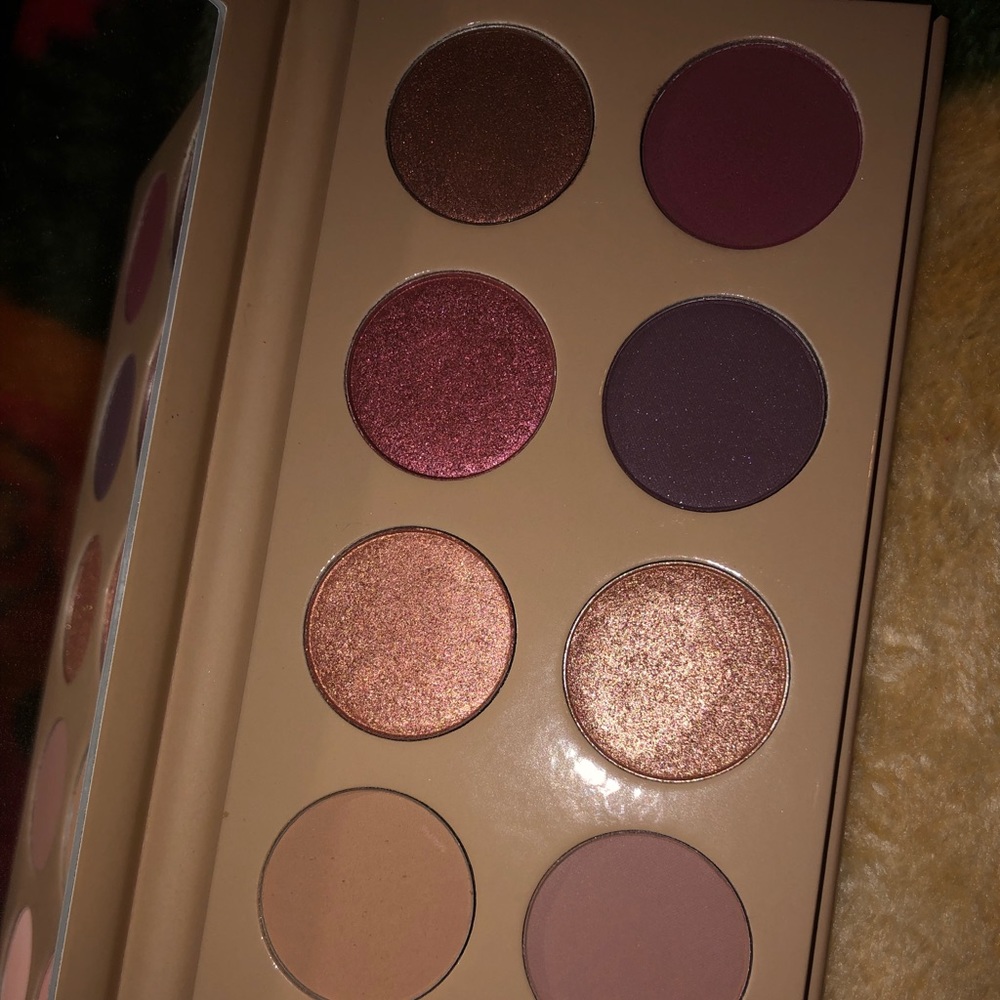Kkw beauty classic blossom pallet